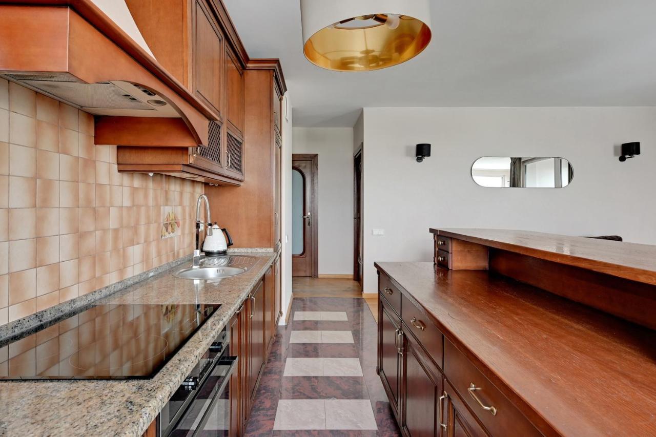Top Floor Z Widokiem Na Morze By Downtown Apartments Gdansk Exterior foto